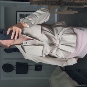 Trenchcoat, cropped swing Trench, European made SET